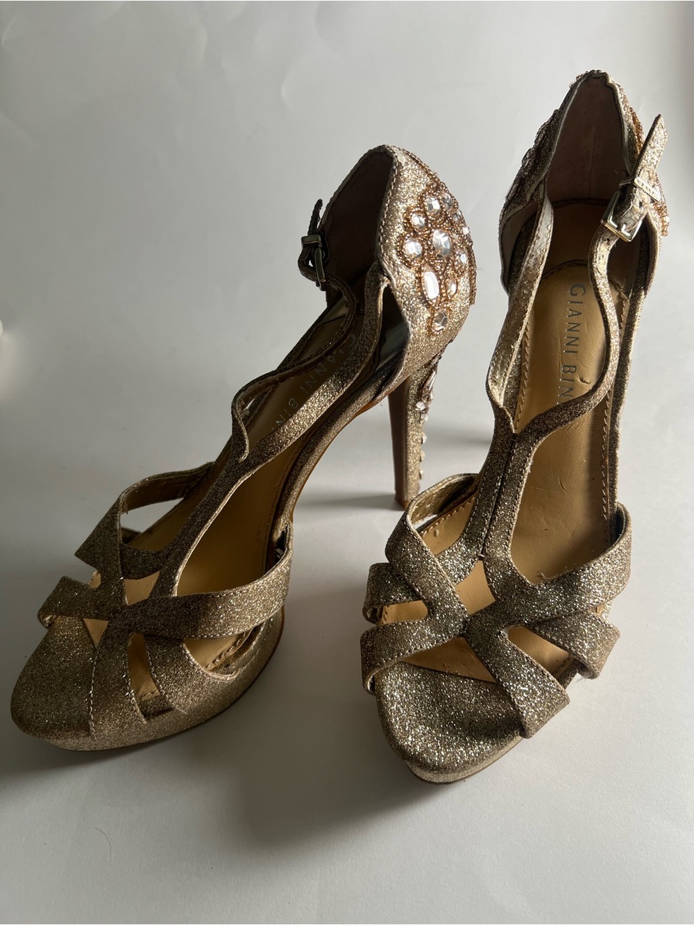 Gianni Bini Gold Glitter T-Strap Platform Heels with Crystal Accents Size 7.5